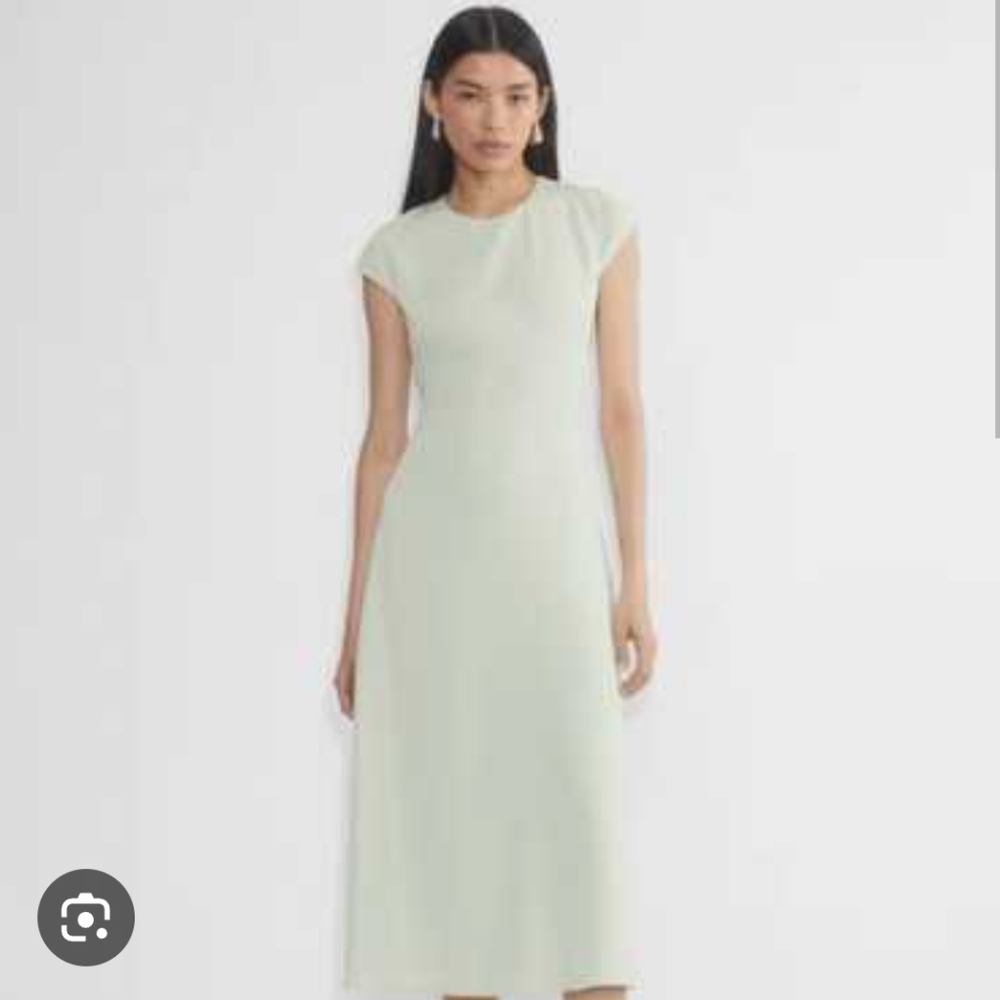 Aritzia Hamptons Dress - 12 Cool Glow Yellow
